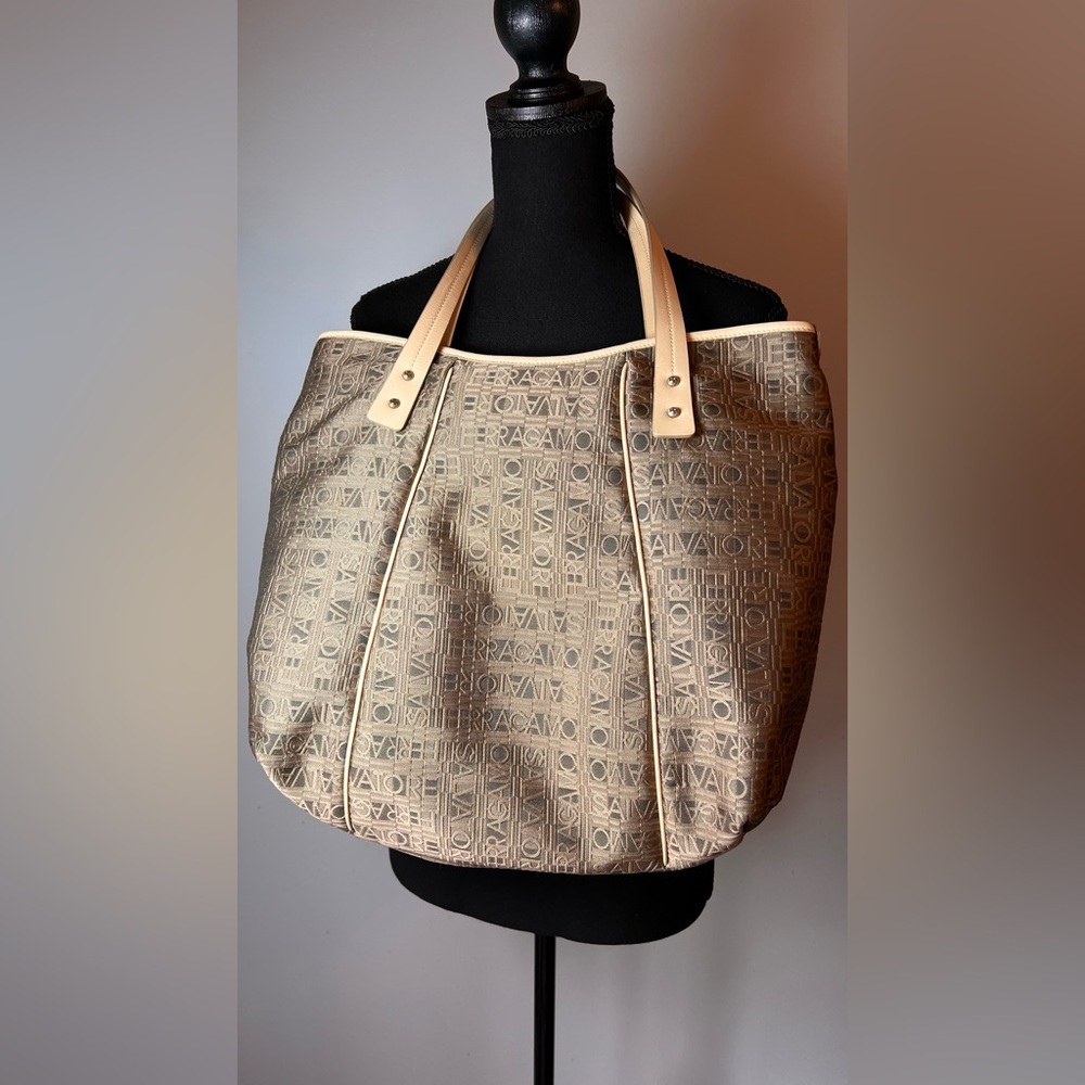 Salvatore Ferragamo Beige Monogram Tote - Picture 3 of 13